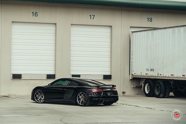 Фото дисков Vossen CG-205 Глянцевый тонированный лак на Audi R8 (4S)