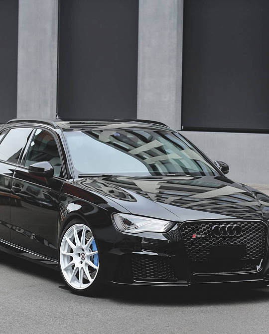 Фото дисков RC103 Белый глянец на Audi A/S/RS 3 (8V)