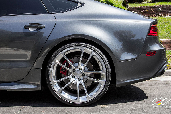 Фото дисков CEC C882 Глянцевый лак на Audi A/RS 7 (4G)