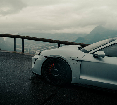 Фото дисков Vossen HF-8 на Porsche Taycan I