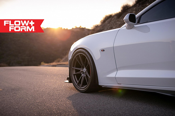 Фото дисков HRE FF04 Сатиновый графит на Chevrolet Camaro VI