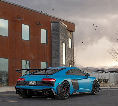Фото дисков Strasse Wheels SV15FF Deep Concave FS на Audi R8 (4S)