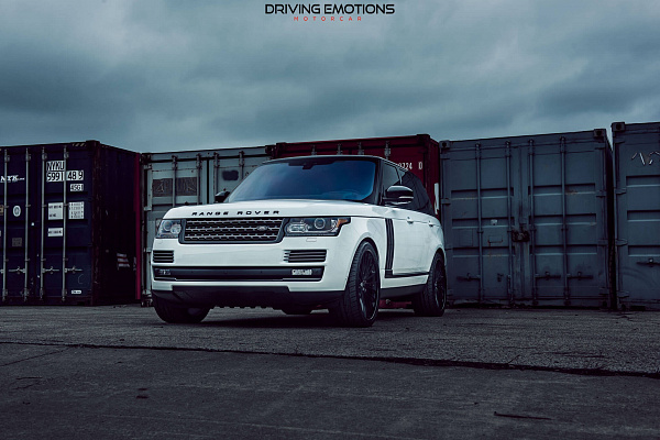 Фото дисков HRE S209 Черный сатин на Range Rover IV