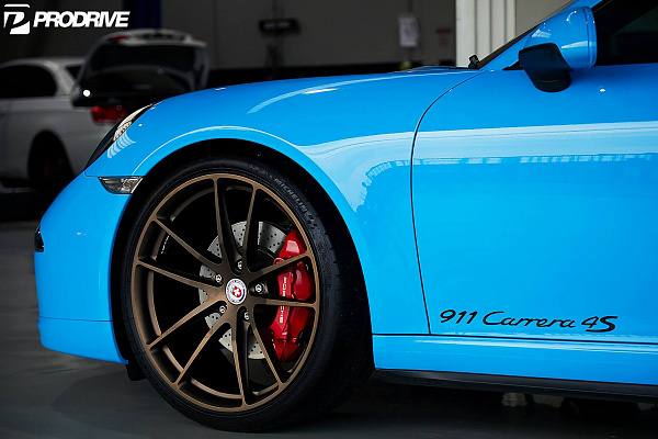 Фото дисков HRE P104 Сатиновая бронза на Porsche 911 VII