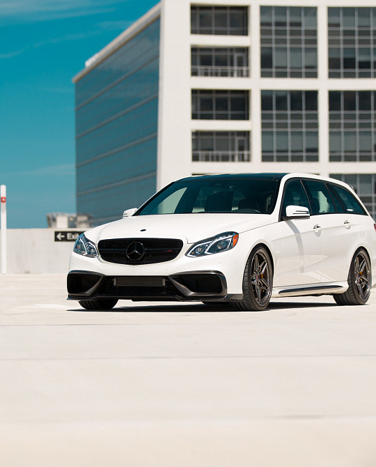 Фото дисков ML-X1 Глянцевый темный лак на Mercedes-Benz E-Class (W212, S212, C207)