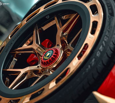 Фото дисков Brixton Forged PF7 Aerotech на Lamborghini Huracan
