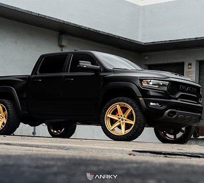 Фото дисков Anrky AN36-S на Ram 1500 V