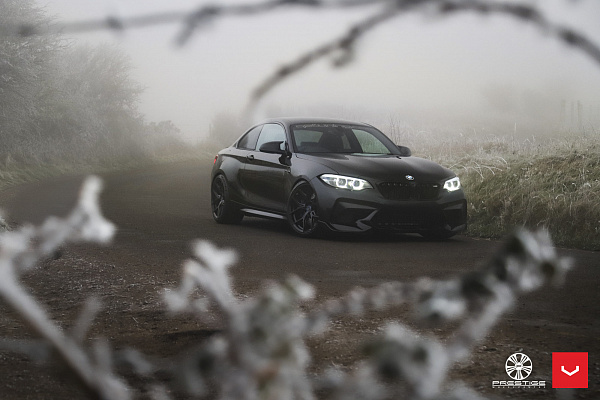 Фото дисков Vossen HF-5 Черный глянец на BMW 2/M2 (F22/F87)