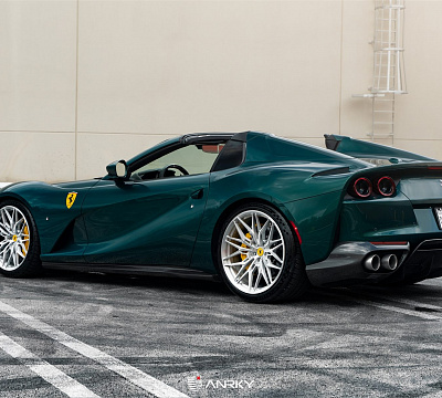Фото дисков Anrky S1-X1 на Ferrari 812
