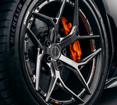Фото дисков Brixton Forged PF5 на Lamborghini Aventador