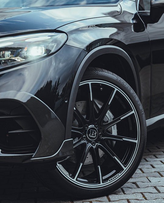 Фото дисков Monoblock Z (Platinum Edition) Черный глянец на Mercedes-Benz GLC (X254, C254)