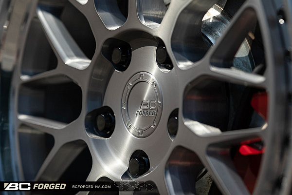 Фото дисков BC Forged LE81 // MLE81 Глянцевый тонированный лак на Chevrolet Corvette C5