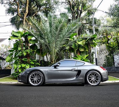 Фото дисков Anrky AN20 на Porsche Cayman II