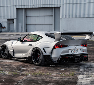 Фото дисков Strasse Wheels S6 Competition на Toyota Supra A90