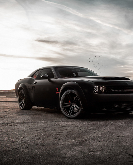 Фото дисков HF-1 Черный сатин на Dodge Challenger III