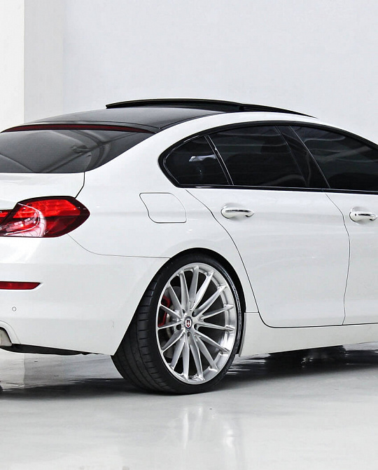 Фото дисков P103 Глянцевый лак на BMW 6/M6 (F06/F13/F12)