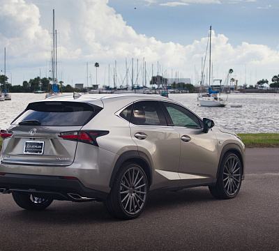 Фото дисков Vossen VFS-2 на Lexus NX I