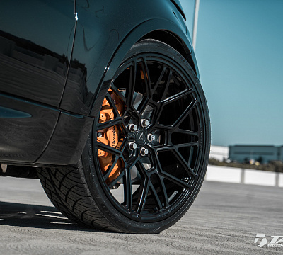 Фото дисков Vossen UV-1 на Land Rover Range Rover Sport II
