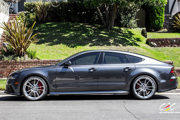 Фото дисков CEC C882 Глянцевый лак на Audi A/RS 7 (4G)