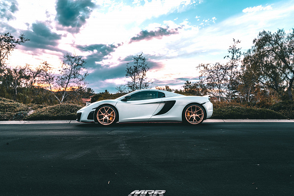 Фото дисков MRR FS06 Сатиновая медь на McLaren 12C