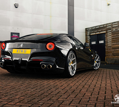 Фото дисков Vossen HF-5 на Ferrari F12