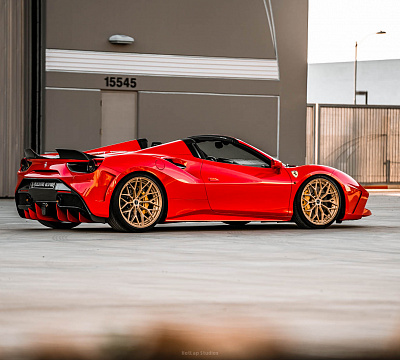 Фото дисков Brixton Forged CM6-R на Ferrari 488