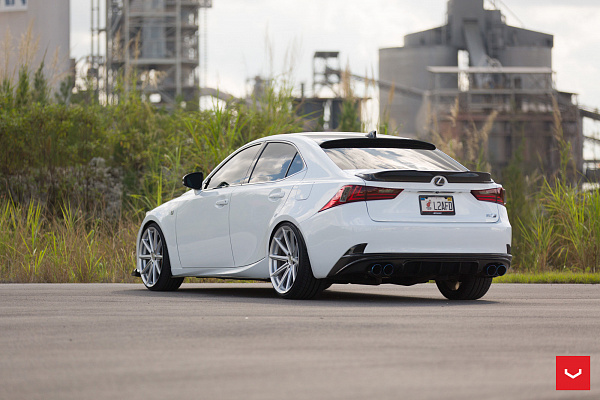 Фото дисков Vossen VFS-10 Серебро на Lexus IS II