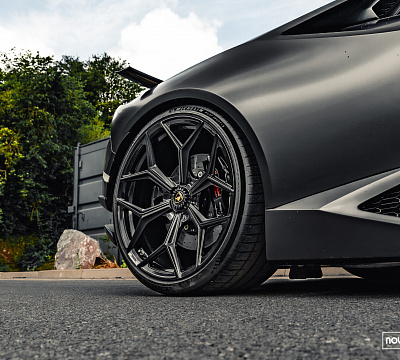 Фото дисков NOVITEC NL4 на Lamborghini Huracan