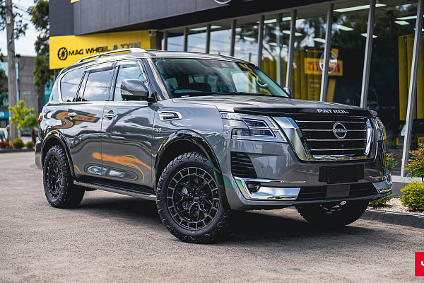 Фото дисков Vossen HFX-1 (6-Lug) Черный глянец на Nissan Patrol VII