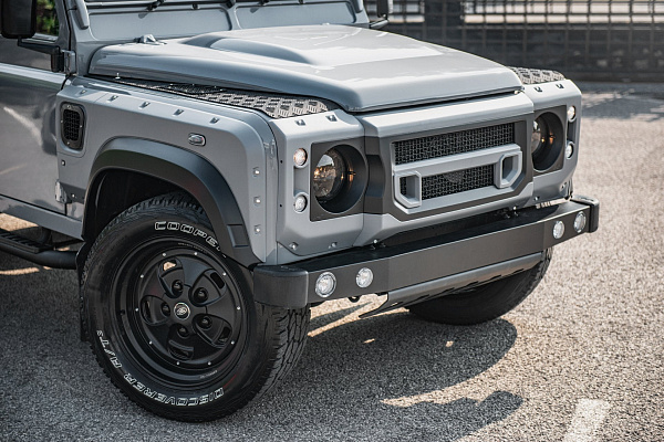 Фото дисков Kahn Rostyle Inspired RS Черный матовый на Land Rover Defender I