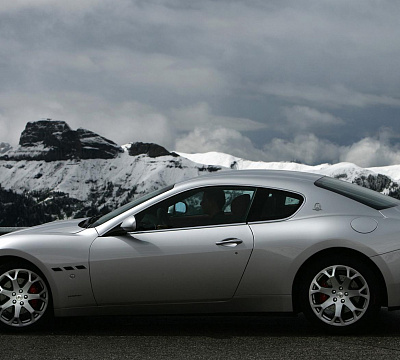 Фото дисков Maserati V-STYLE на Maserati GranTurismo I
