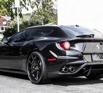 Фото дисков CEC C26 на Ferrari FF