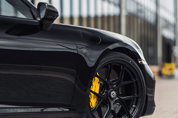 Фото дисков HRE R101 Lightweight Черный глянец на Porsche 911 VIII