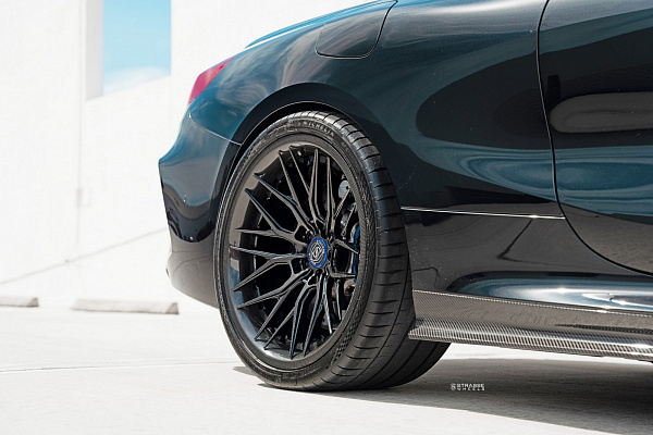 Фото дисков Strasse Wheels SV10M Track Другой цвет на BMW 8/M8