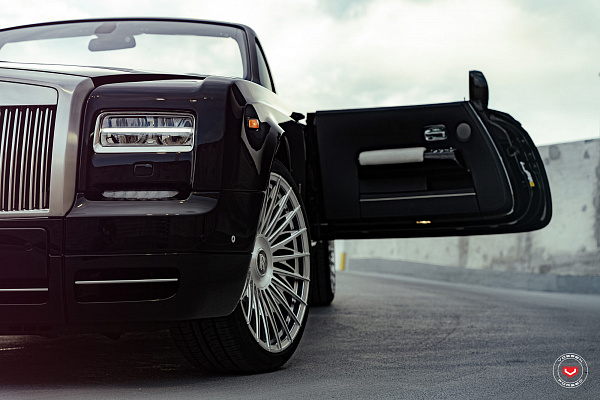 Фото дисков Vossen S17-15T Глянцевый лак на Rolls-Royce Phantom