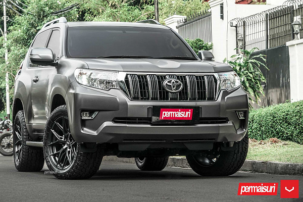 Фото дисков Vossen HF6-4 Черный сатин на Toyota Land Cruiser Prado 150