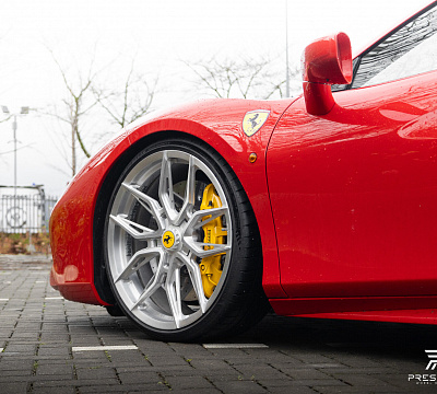 Фото дисков NOVITEC NF11 на Ferrari 488