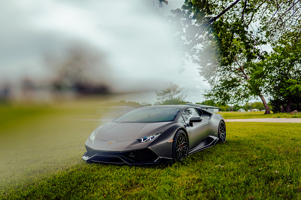 Фото дисков Strasse Wheels SV10M Deep Concave FS Другой цвет на Lamborghini Huracan
