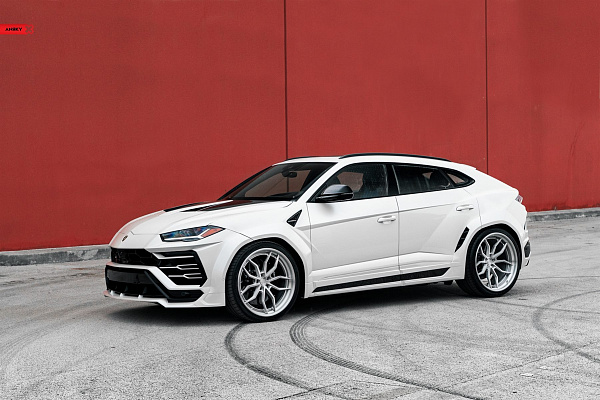 Фото дисков Anrky AN31 Глянцевый лак на Lamborghini Urus
