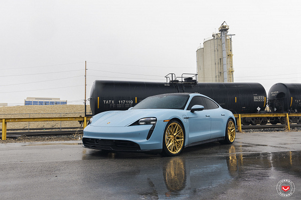 Фото дисков Vossen EVO-5 Глянцевое золото на Porsche Taycan I