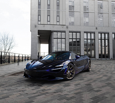 Фото дисков HRE R101 Lightweight на McLaren 720S