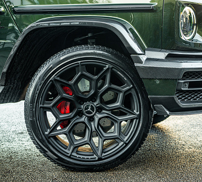 Фото дисков Kahn Type 57 RS на Mercedes-Benz G-Class III