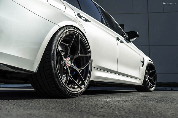 Фото дисков Brixton Forged PF5 Сатиновый темный лак на BMW 3/M3 (F3x/F80)