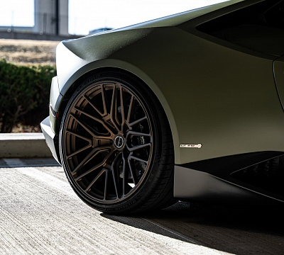 Фото дисков Brixton Forged VL4 на Lamborghini Huracan