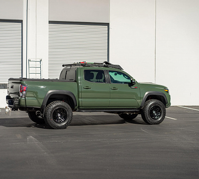 Фото дисков HRE FT1 на Toyota Tacoma III