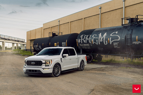 Фото дисков Vossen HFX-2 (6-Lug) Серебро на Ford F-150 XIV
