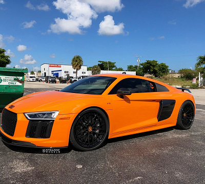 Фото дисков Strasse Wheels SV10M Deep Concave FS на Audi R8 (4S)