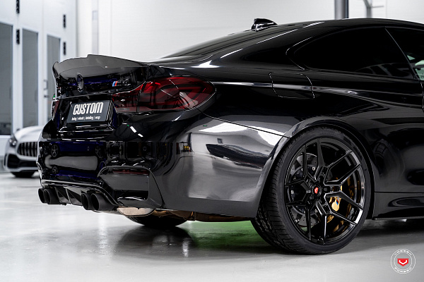 Фото дисков Vossen EVO-4 Черный глянец на BMW 4/M4 (F32/F82)