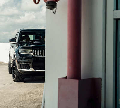 Фото дисков Vossen HF-5 на Jeep Grand Cherokee V