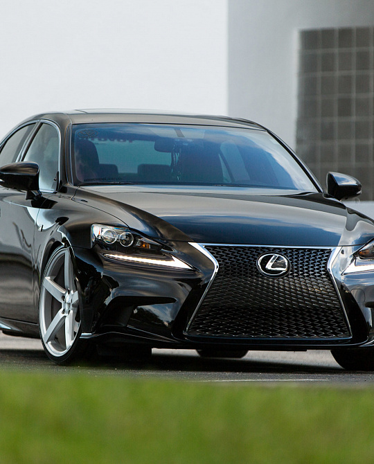 Фото дисков CV3 Серебро на Lexus IS II